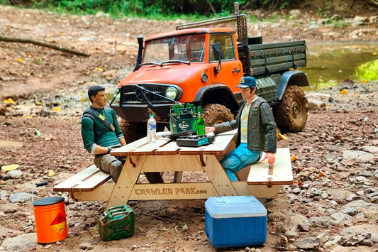 ToysWD Crawler Park Picnic table 1/24 scale Crawler Park TWD100012