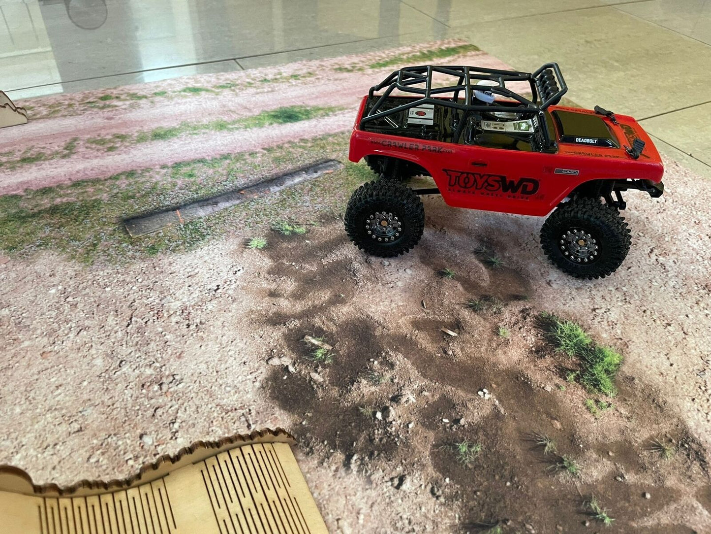 ToysWD Crawler Park Carpet circuit of 79x28in for 1/24 1/18 RC Crawler park circuit TWDTRK012